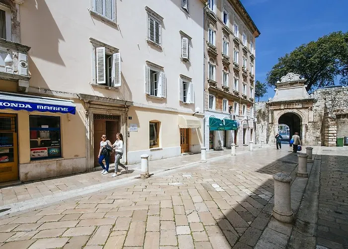 Apartments Jadera